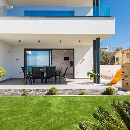 Luxury Sea Pakoštane