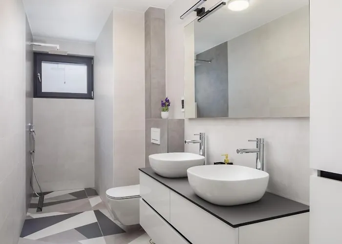 Апартаменты Luxury Sea Пакоштане