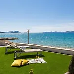 Luxury Sea Apartment Pakostane