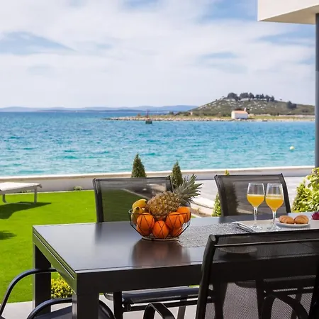 Luxury Sea Apartamento Pakoštane